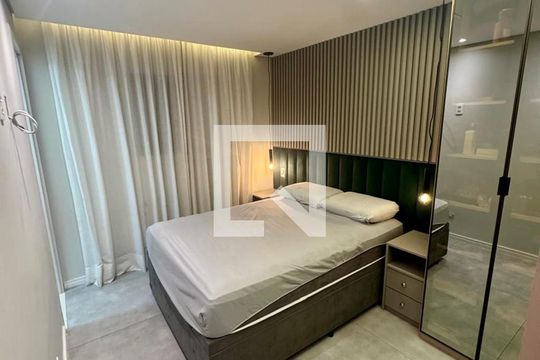Quarto de apartamento à venda com 3 quartos, 62m² em Centro, Diadema