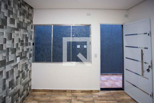 Sala de casa para alugar com 1 quarto, 45m² em Canhema, Diadema
