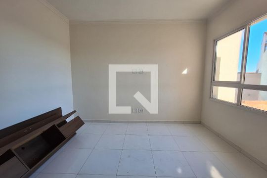 Sala  de apartamento à venda com 2 quartos, 48m² em Utinga, Santo André