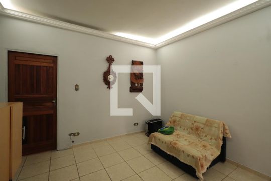 Sala de casa para alugar com 2 quartos, 164m² em Vila São Geraldo, São Paulo