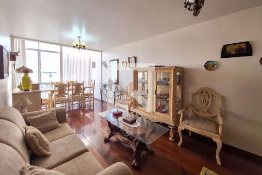 Sala 1 de apartamento para alugar com 3 quartos, 180m² em Ingá, Niterói