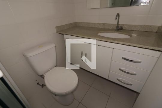 Banheiro da Suíte 1 de apartamento para alugar com 2 quartos, 63m² em Presidente Altino, Osasco