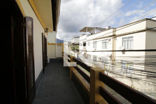Varanda de casa de condomínio para alugar com 3 quartos, 192m² em Freguesia (jacarepaguá), Rio de Janeiro