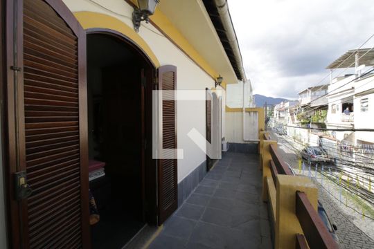Varanda de casa de condomínio para alugar com 3 quartos, 192m² em Freguesia (jacarepaguá), Rio de Janeiro