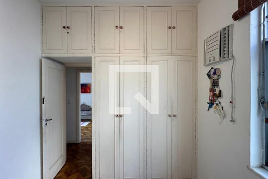 Apartamento à venda com 3 quartos, 75m² em Copacabana, Rio de Janeiro