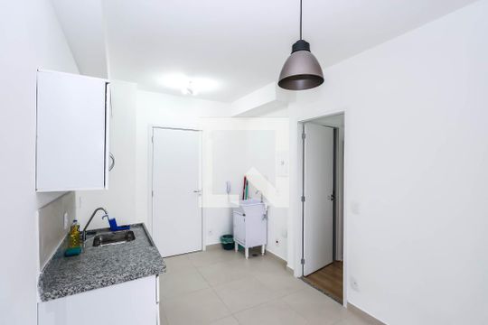 Sala e Cozinha de apartamento para alugar com 1 quarto, 30m² em Liberdade, São Paulo