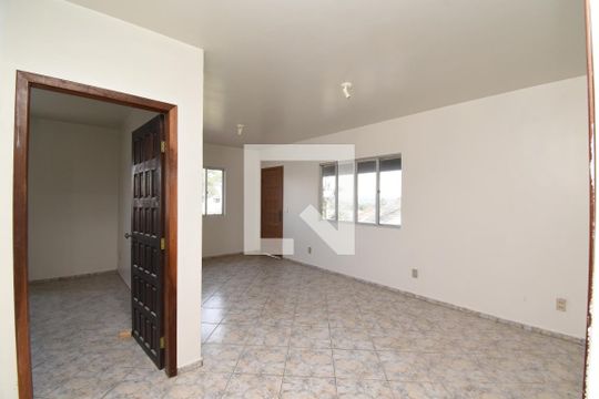 Sala de casa para alugar com 3 quartos, 250m² em Pilarzinho, Curitiba