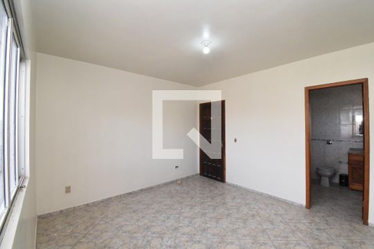 Suíte de casa para alugar com 3 quartos, 250m² em Pilarzinho, Curitiba