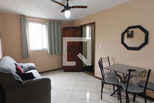 Apartamento para alugar com 2 quartos, 50m² em Jacaré, Cabo Frio