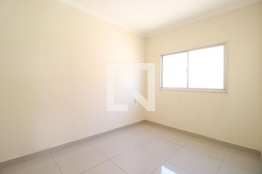 Quarto 1 de apartamento para alugar com 2 quartos, 58m² em Santa Mônica, Uberlândia