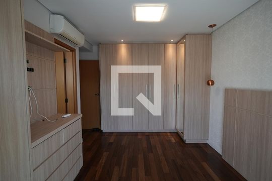 Quarto Suite 1 de apartamento para alugar com 3 quartos, 130m² em Vila Scarpelli, Santo André