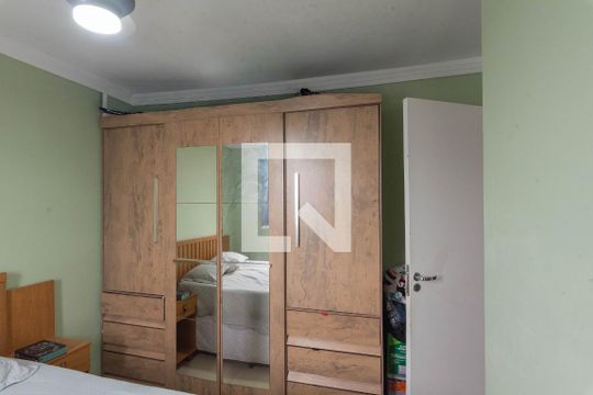 Quarto 1 de apartamento à venda com 2 quartos, 48m² em Parque Maria Helena, Campinas