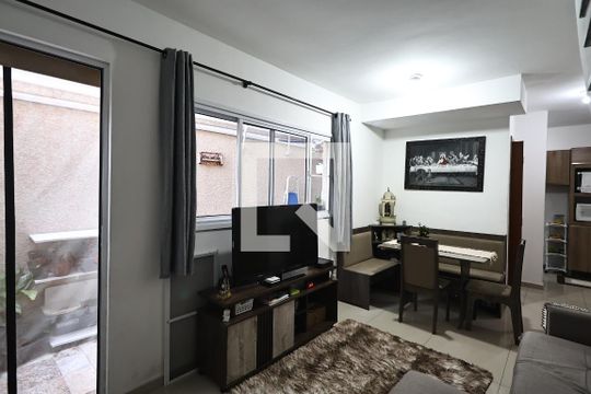 Sala de apartamento à venda com 3 quartos, 111m² em Vila Helena, Santo André