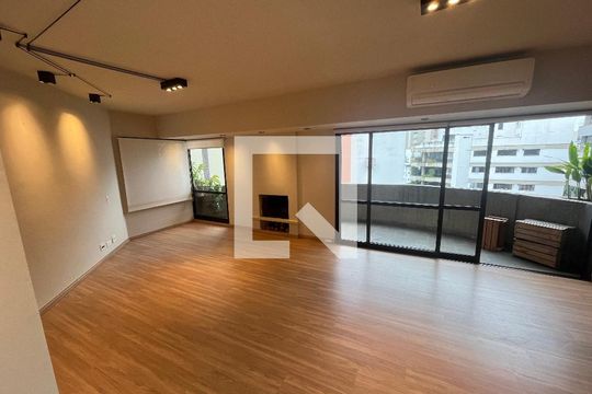 Sala de apartamento para alugar com 2 quartos, 129m² em Vila Morumbi, São Paulo