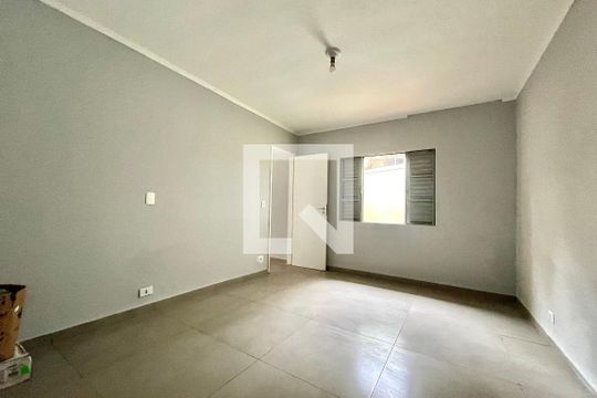 Suite de casa à venda com 2 quartos, 240m² em Vila Mascote, São Paulo