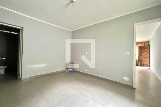 Suite de casa à venda com 2 quartos, 240m² em Vila Mascote, São Paulo
