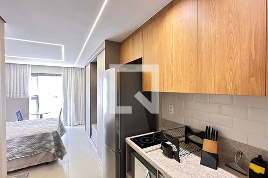 Kitnet/Studio para alugar com 1 quarto, 24m² em Brooklin, São Paulo