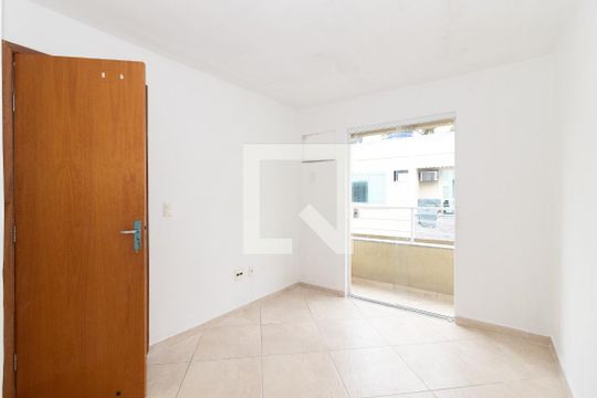 Quarto 1 de casa de condomínio para alugar com 2 quartos, 62m² em Bento Ribeiro, Rio de Janeiro