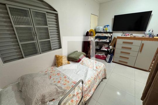 Suíte 1 de casa à venda com 5 quartos, 280m² em Riacho Fundo, Brasília