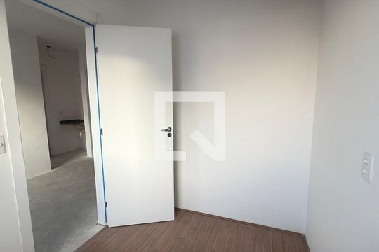 Quarto 1 de apartamento para alugar com 2 quartos, 34m² em Mooca, São Paulo