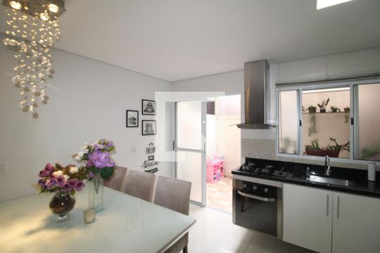 Sala / Cozinha de casa de condomínio à venda com 2 quartos, 100m² em Casa Verde Média, São Paulo