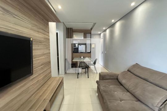 Sala de apartamento para alugar com 2 quartos, 59m² em Jardim Belval, Barueri
