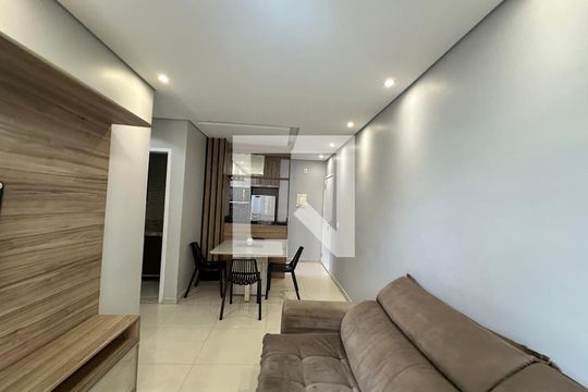 Sala de apartamento para alugar com 2 quartos, 59m² em Jardim Belval, Barueri