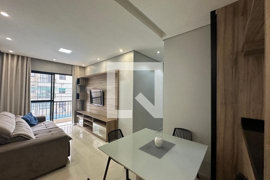 Sala de apartamento para alugar com 2 quartos, 59m² em Jardim Belval, Barueri