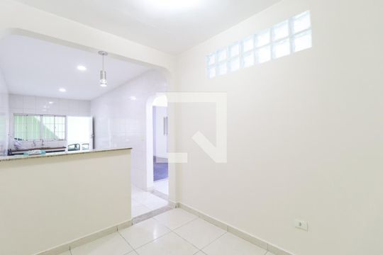 Sala de casa para alugar com 2 quartos, 80m² em Vila Mazzei, São Paulo
