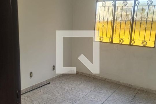 Quarto de casa à venda com 4 quartos, 239m² em Campo Grande, Rio de Janeiro