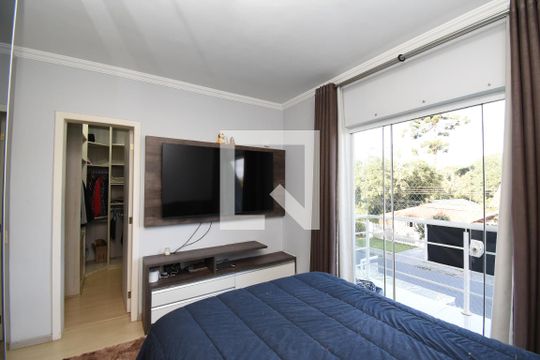 Suíte de casa à venda com 3 quartos, 220m² em Boa Vista, Curitiba