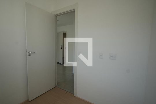 Quarto 1 de apartamento para alugar com 2 quartos, 39m² em Jardim, Santo André