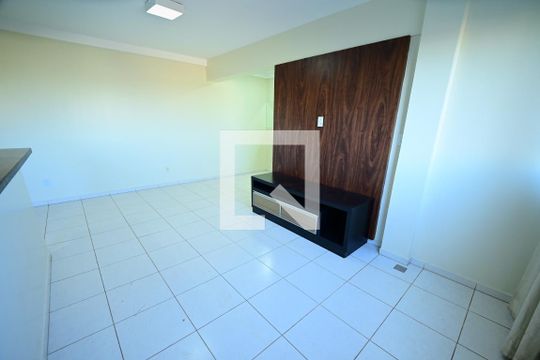 Apartamento para alugar com 3 quartos, 73m² em Vila Rosa, Goiânia
