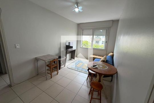 Sala de apartamento à venda com 1 quarto, 43m² em Independência, Porto Alegre