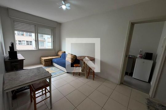 Sala de apartamento à venda com 1 quarto, 43m² em Independência, Porto Alegre