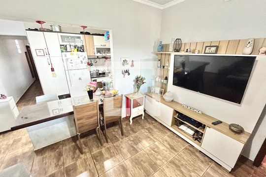 Sala de casa à venda com 4 quartos, 216m² em Vila Santa Maria, São Paulo