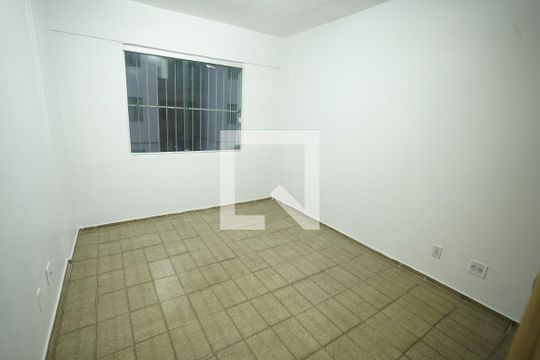 Apartamento para alugar com 3 quartos, 62m² em Vila dos Alpes, Goiânia