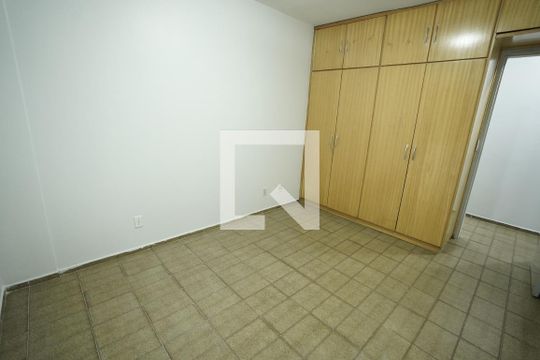 Apartamento para alugar com 3 quartos, 62m² em Vila dos Alpes, Goiânia
