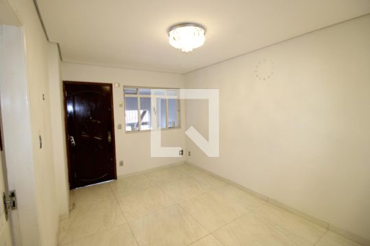 Sala de casa à venda com 4 quartos, 160m² em Vila Brasil, São Paulo