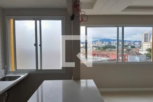Sala de apartamento para alugar com 2 quartos, 75m² em Santo Antônio, Porto Alegre