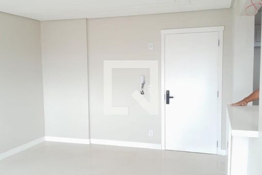 Sala de apartamento para alugar com 2 quartos, 75m² em Santo Antônio, Porto Alegre