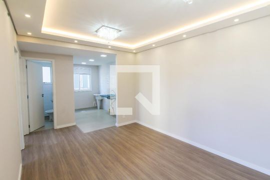 Sala de apartamento à venda com 2 quartos, 44m² em Estância Velha, Canoas