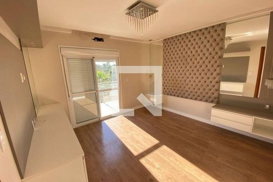 Quarto 1 de casa para alugar com 3 quartos, 180m² em Cadiz, Gravataí