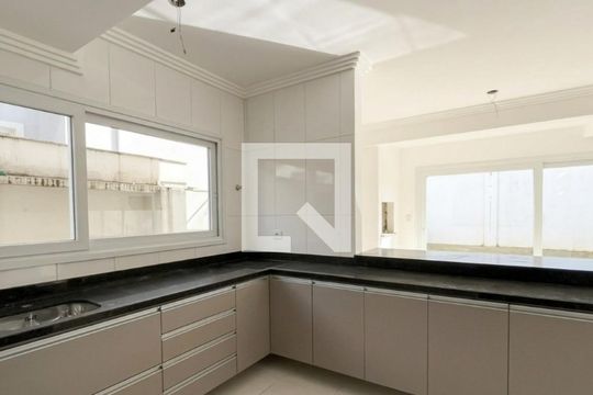 Cozinha de casa de condomínio para alugar com 3 quartos, 219m² em Neópolis, Gravataí