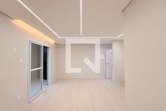 Apartamento à venda com 2 quartos, 59m² em Vila Tupi, Várzea Paulista