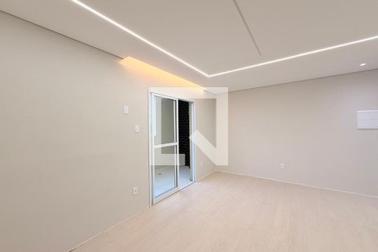 Sala de apartamento à venda com 2 quartos, 59m² em Vila Tupi, Várzea Paulista