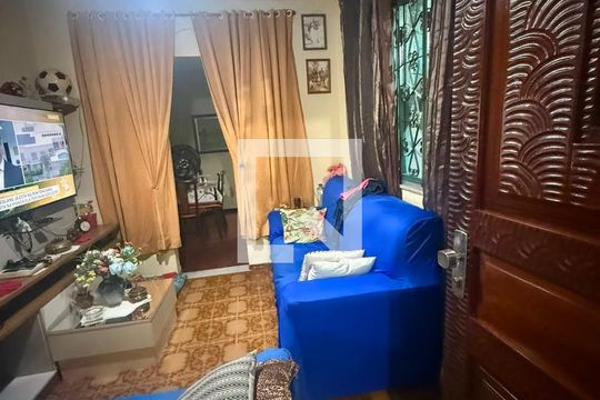 Sala de casa para alugar com 3 quartos, 500m² em Taquara, Rio de Janeiro