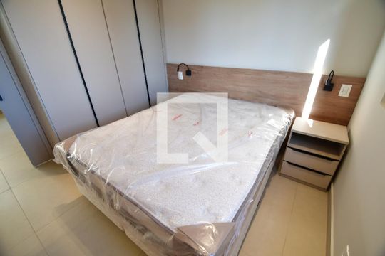 Quarto de apartamento para alugar com 1 quarto, 44m² em Centro, Campinas