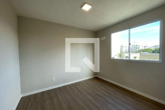 Apartamento à venda com 2 quartos, 45m² em Santos Dumont, São Leopoldo