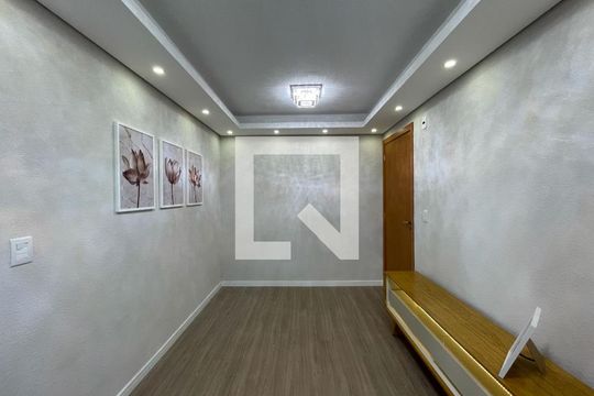 Apartamento à venda com 2 quartos, 45m² em Santos Dumont, São Leopoldo